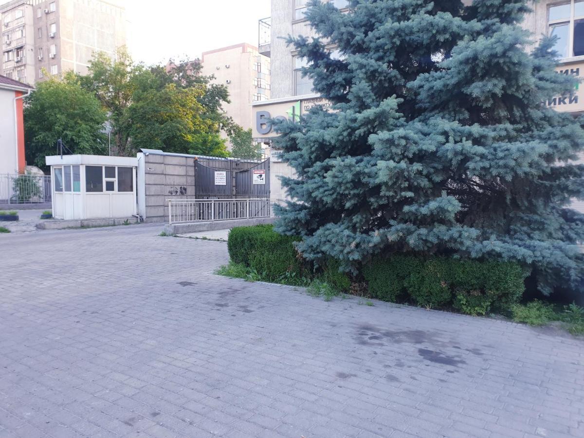 Apartments Paritet Бишкек Екстериор снимка